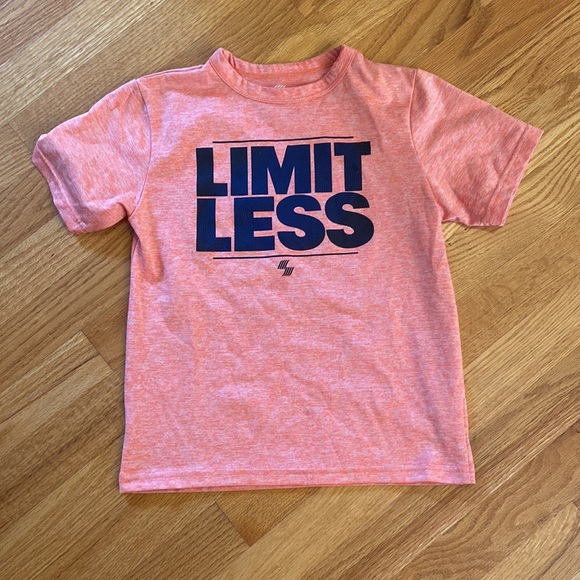 Short Sleeve Graphic Tee - Picture 2 of 4